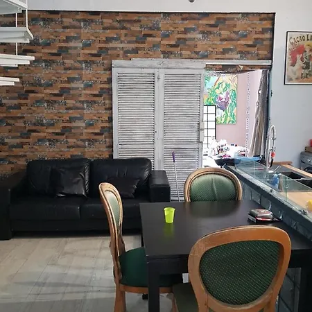 Quarto em Acomodações Particulares Lcmt *