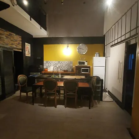 Lcmt Quarto em Acomodações Particulares *